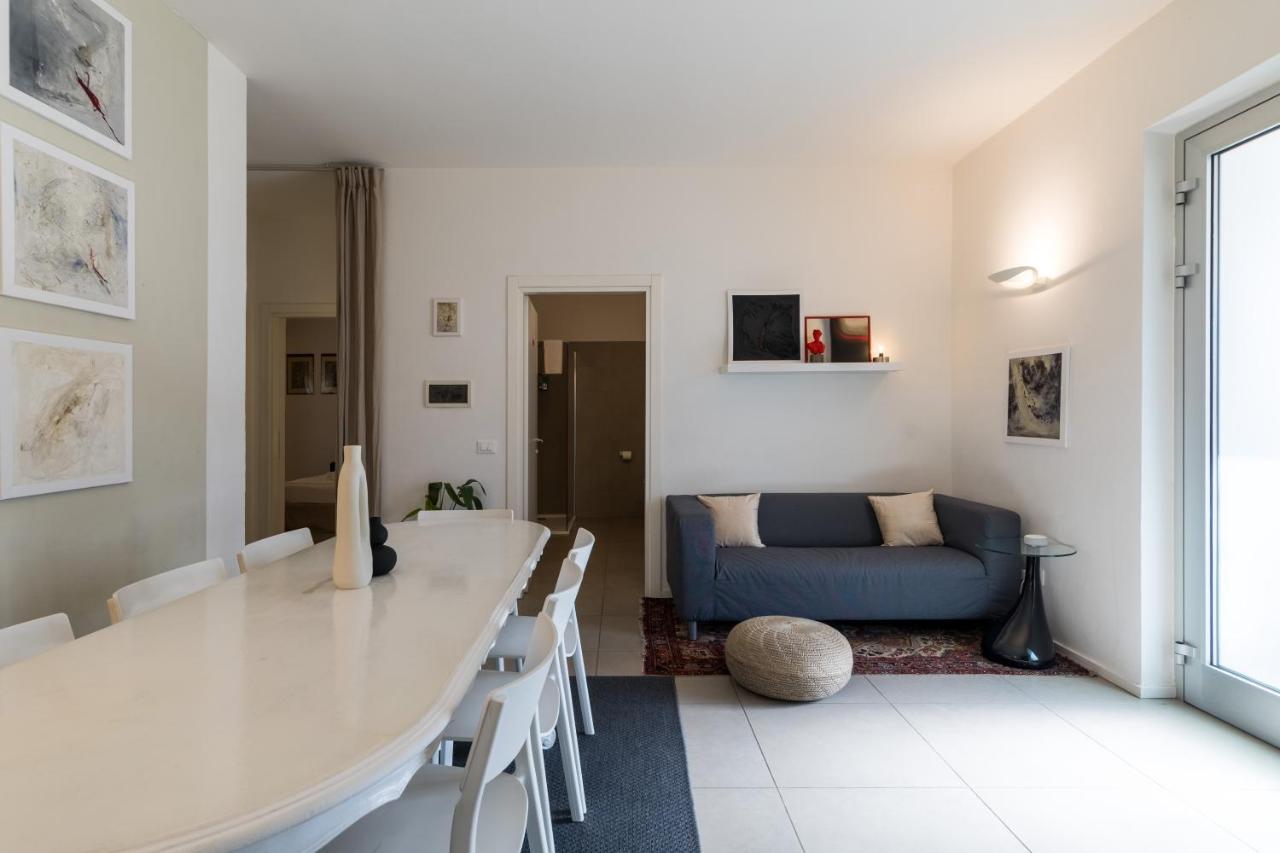 Carly'S Rooms Torbole Sul Garda Kültér fotó