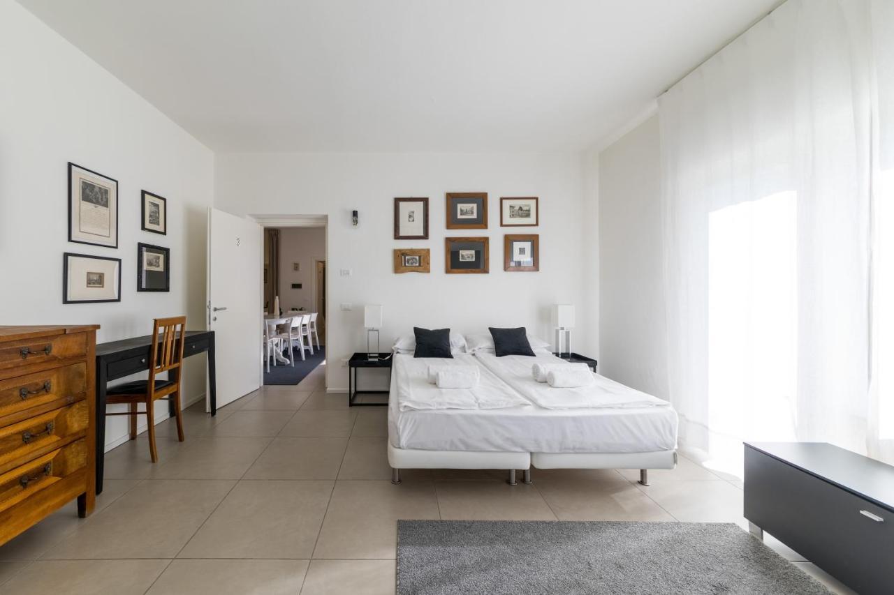Carly'S Rooms Torbole Sul Garda Kültér fotó