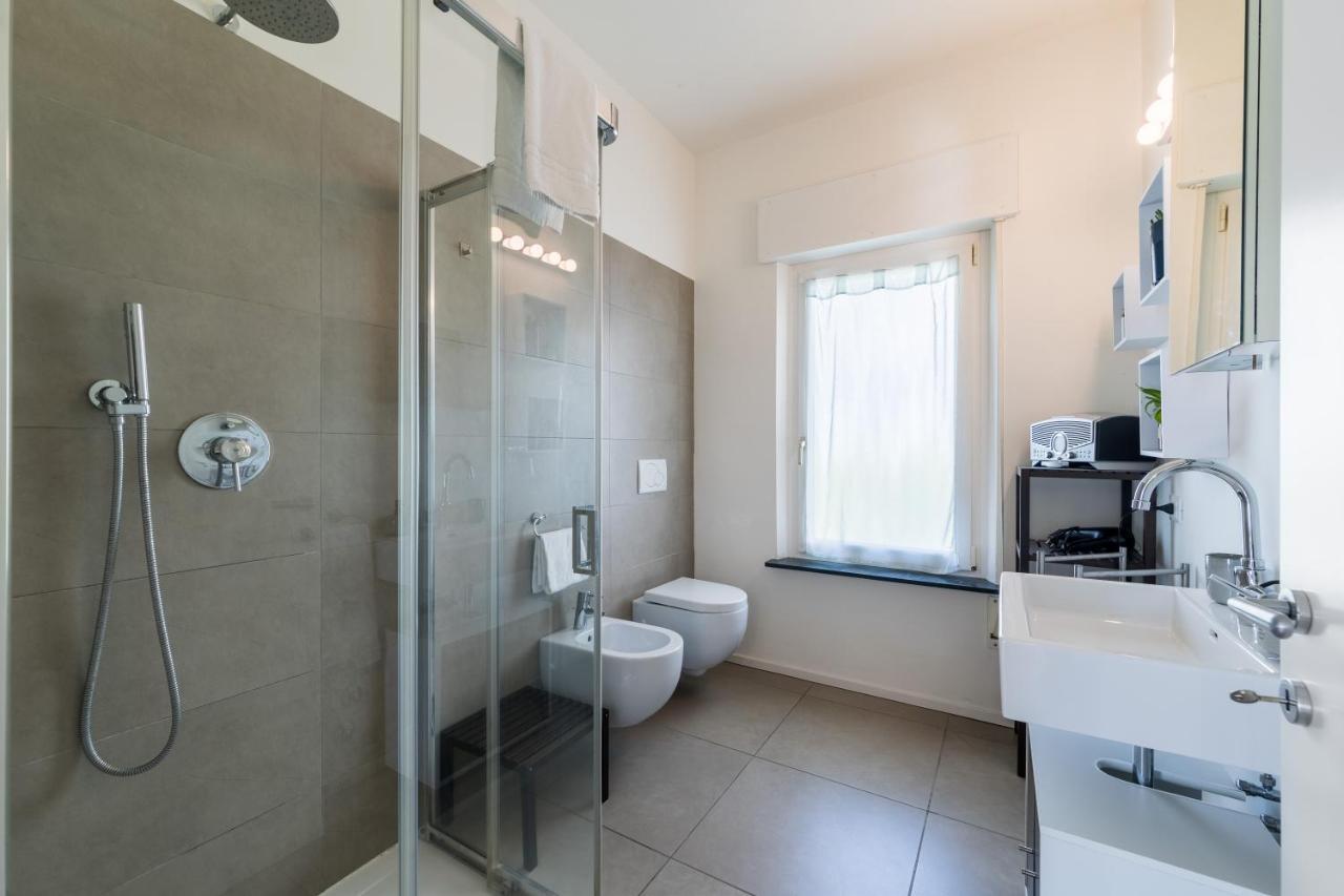 Carly'S Rooms Torbole Sul Garda Kültér fotó