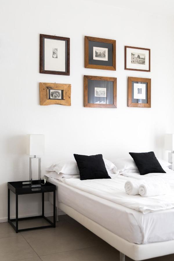 Carly'S Rooms Torbole Sul Garda Kültér fotó