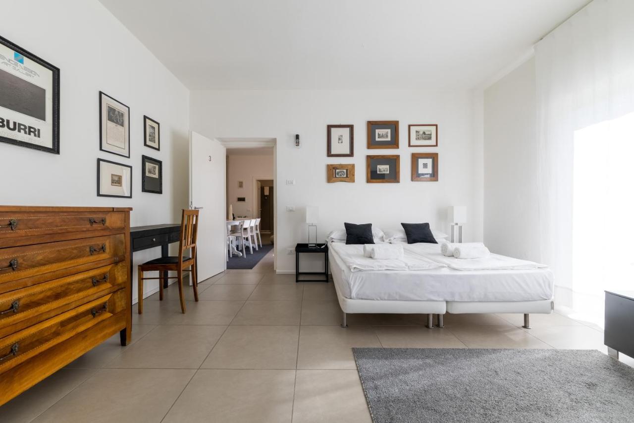 Carly'S Rooms Torbole Sul Garda Kültér fotó