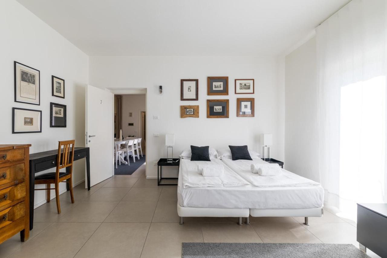 Carly'S Rooms Torbole Sul Garda Kültér fotó